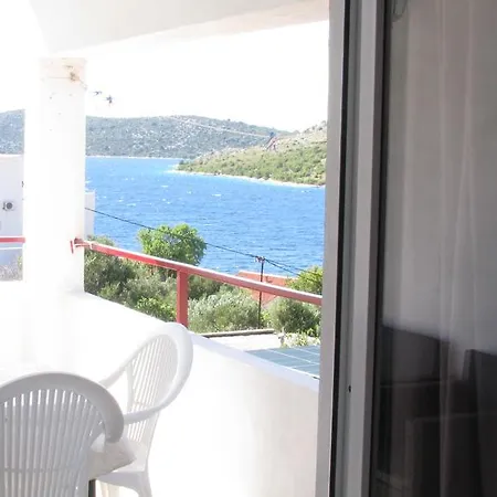 Sparada Mladen Lägenhet