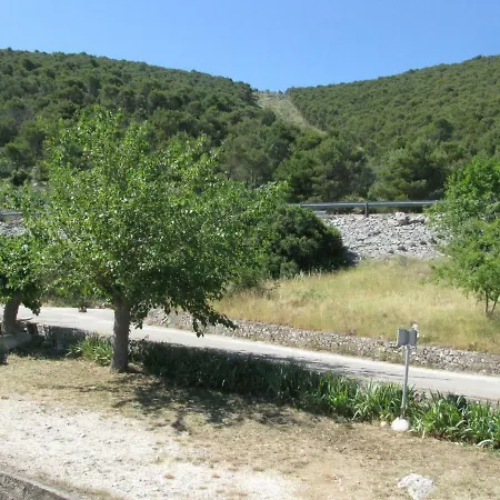 Lägenhet Sparada Mladen