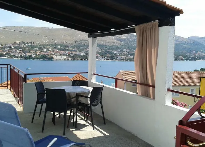 Sparada Mladen Apartman Grebastica